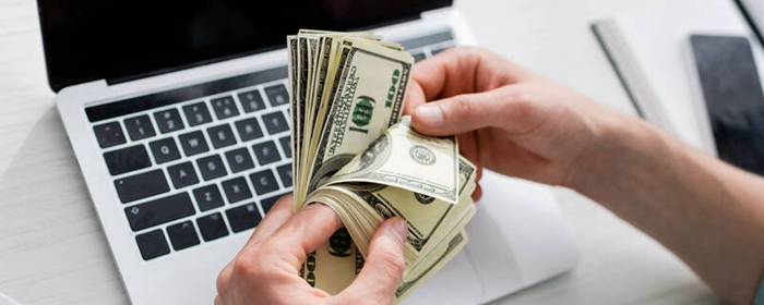 财务官可以利用银行的“远期外汇合约”(Forward Contract)提前锁定未来某个时间点的汇率。 - Ultima Markets