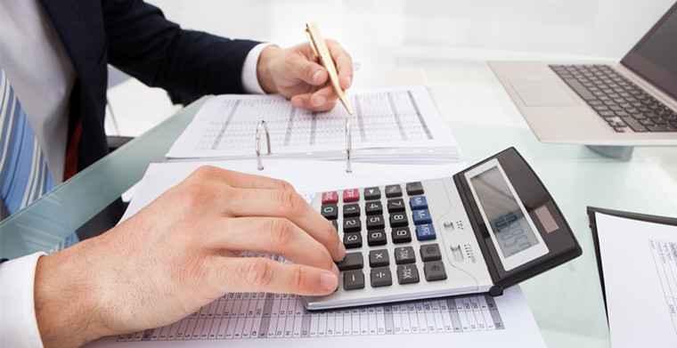 在 Moomoo 上有效降低滑价的 3 个技巧 - Ultima Markets